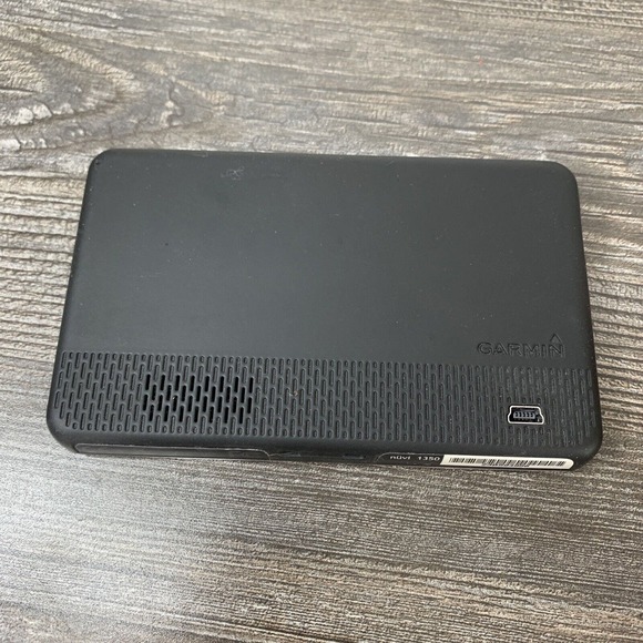 Garmin nuvi 1350 GPS Car Navigation System and Power Cord - Picture 4 of 6